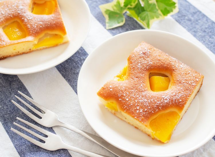 Gâteau au yaourt et à la mangue
